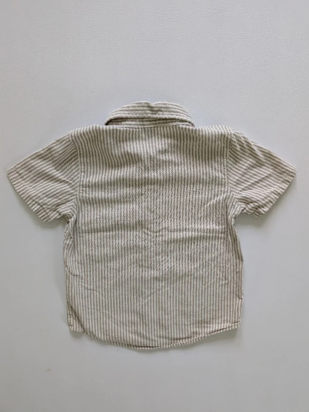 Old Navy Beige and White Striped Short-Sleeve Button-Down Shirt